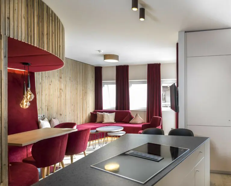 Nennerhof - Living & Sport / Apartments in Hintertux / Apartment Living Superior